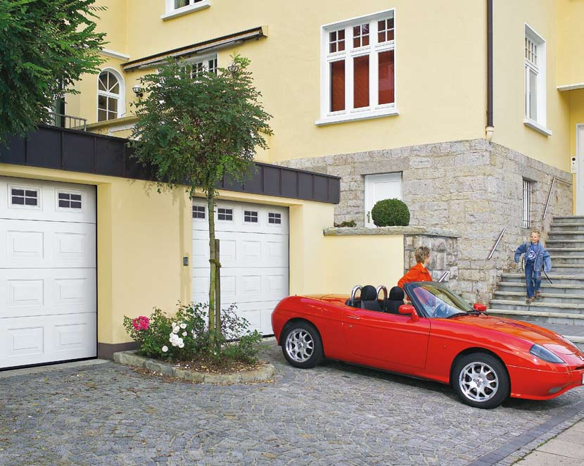 Tip Modernizace jsou s produkty Hörmann zcela jednoduché a cenově příznivější, než si myslíte. Neboť Hörmann nabízí mnoho cenově výhodných modernizačních velikostí k výměně za stará garážová vrata.