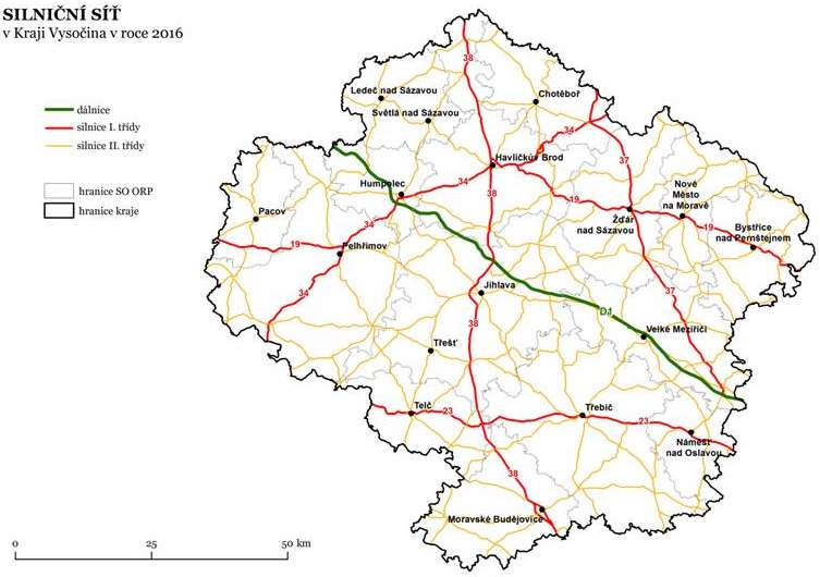 5. Analýza využitelných dopravních cest Ve studii k překládacím stanicím na území KV byly hodnoceny možnosti přepravy odpadů s využitím stávající silniční sítě a železnice.