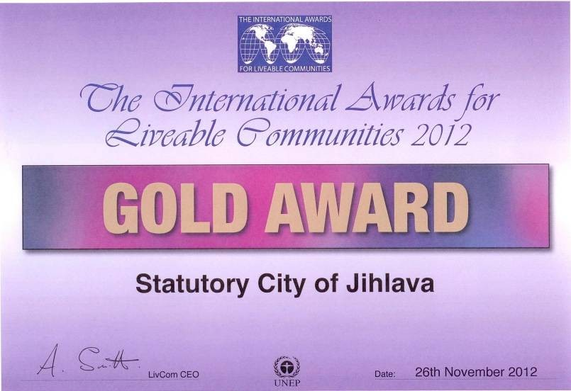 Účast na mezinárodní soutěži LivCom v Al Ainu Finále soutěže LivCom (The International Awards for Liveable Communities), která je světovou olympiádou měst, proběhlo koncem listopadu ve Spojených