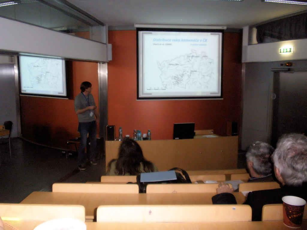 příprava průběžného semináře k projektu - zasedací místnost VÚV - termín: