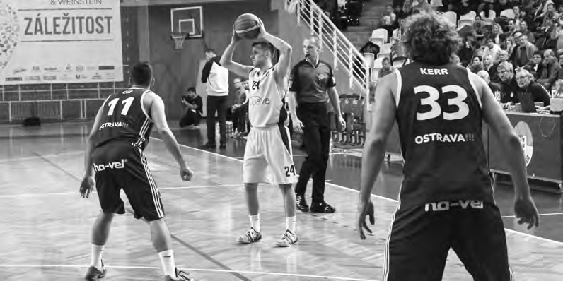 V posledním domácím zápase základní části se naši basketbalisté utkají s Ostravou. Historie ostravského klubu sahá do roku 1952, kdy byla založena tělovýchovná jednota Sokol Ocel NHKG.