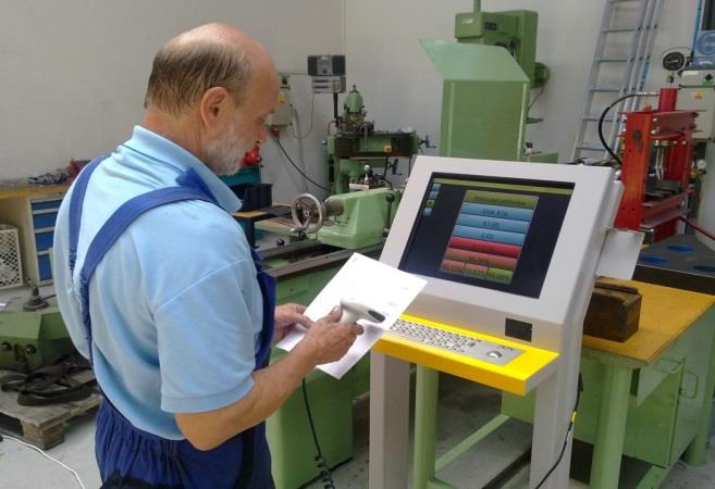 FC - Modul Field Client Hlavní části Operátoři Výrobky Zakázky Kusovníky Instrukce Údržba Kvalita Plnění plánu Zmetky Prostoje Servis Diagnostika Analýzy Software pro dotykové operátorské terminály