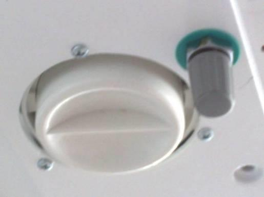 i Mechanická regulace pro každý nástroj zvlášť na požádání 1 1. Knoflík mechanické regulace chlazení 2.