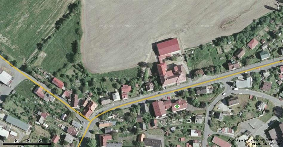 Letecký snímek okolí školy Poloha školy: Škola se nachází v nadmořské výšce 480 m.