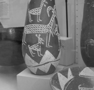 Nakádská kultura druhá hlavní fáze predynastického vývoje v Horním Egyptě základní impuls ke sjednocení Egypta eponymní lokalita William Mathew Flinders Petrie 3000 hrobů kulturní komplex známý téměř