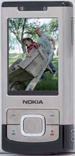 3120 classic LG KP501 Klasický, elegantný a príjemný dizajnom aj dotykom. Je vhodný na prehliadanie internetu, komunikáciu a, samozrejme, aj zábavu.