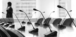 IR conference system infračervený konferenční systém ( PC 491-MC 134) Audio-Technica vám, coby průkopník infračervených systémů, nabízí klid v duši.