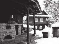KYČERKA SE PŘIPRAVUJE NA ZIMNÍ SEZÓNU V srdci Valašska v překrásné oblasti Kyčerka ve Velkých Karlovicích začínají přípravy na zimní sezónu.