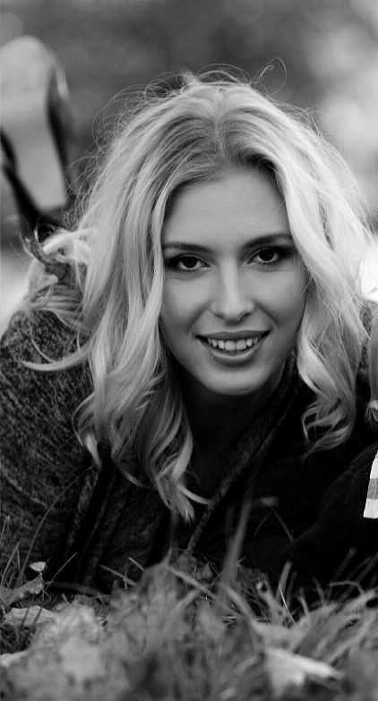 Nevím, ale znám Kuliče a jeho dcera chodila se mnou do školy. 3) Co od soutěže MISS FC Hradec Králové 2014 očekáváte. Nevím, soutěže nevyhrávám nechám se překvapit. KaTEřina Mužná Datum narození: 23.