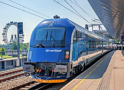 EC/IC vlaky Železnice jízda rychlostí 160-200 km/h: spotřeba 2,5 kwh/sedadlo/100