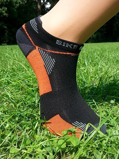 Kotníkové ponožky Bike Short Novinka 2014 Kotníkové ponožky s použitím materiálu Micromodal, který zabraňuje zapáchání nohou.