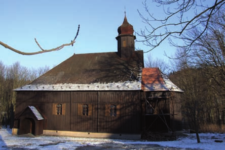 9. nejvýznamnější akce a aktivity komunikace, dárcovství a spolupráce s obcemi a neziskovými organizacemi v roce 2008 Rekonstrukce dřevěného kostelíku v Českém Jiřetíně Děkanství Litvínov jako