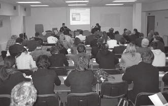 Stalo se u nás Svět tisku 02/2007 10 Fórum švédské technologie výroby papíru a celulózy Výroba papíru a celulózy má ve Švédsku dlouhou tradici.