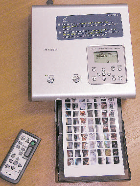 Zatímco stolním fototiskárnám všech značek dominují inkoustové tiskové technologie, kategorie malých jednoúčelových osobních fototiskáren velmi často sahá po sublimačním tisku.