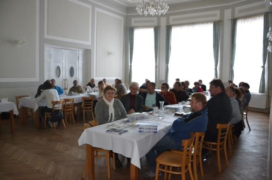 Valná hromada (29. 9. 2015, 10. 12. 2015) Valná hromada 29. 9. 2015 Členové MAS Moravská cesta jsou pravidelně informováni o probíhajícím zpracovávání strategie a vyzýváni k předkládání různých podnětů či připomínek.