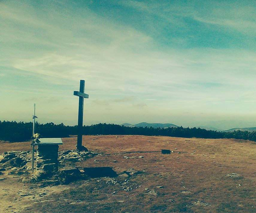 PILSKO Pilsko je vrch nachádzajúci sa v Slovenských (Oravských) Beskydách a v poľských Žywieckych Beskydách s nadmorskou výškou 1 557 m n.