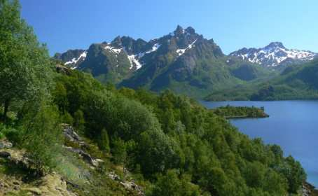 O pochodu kolem fjordu jsme věděli, ale