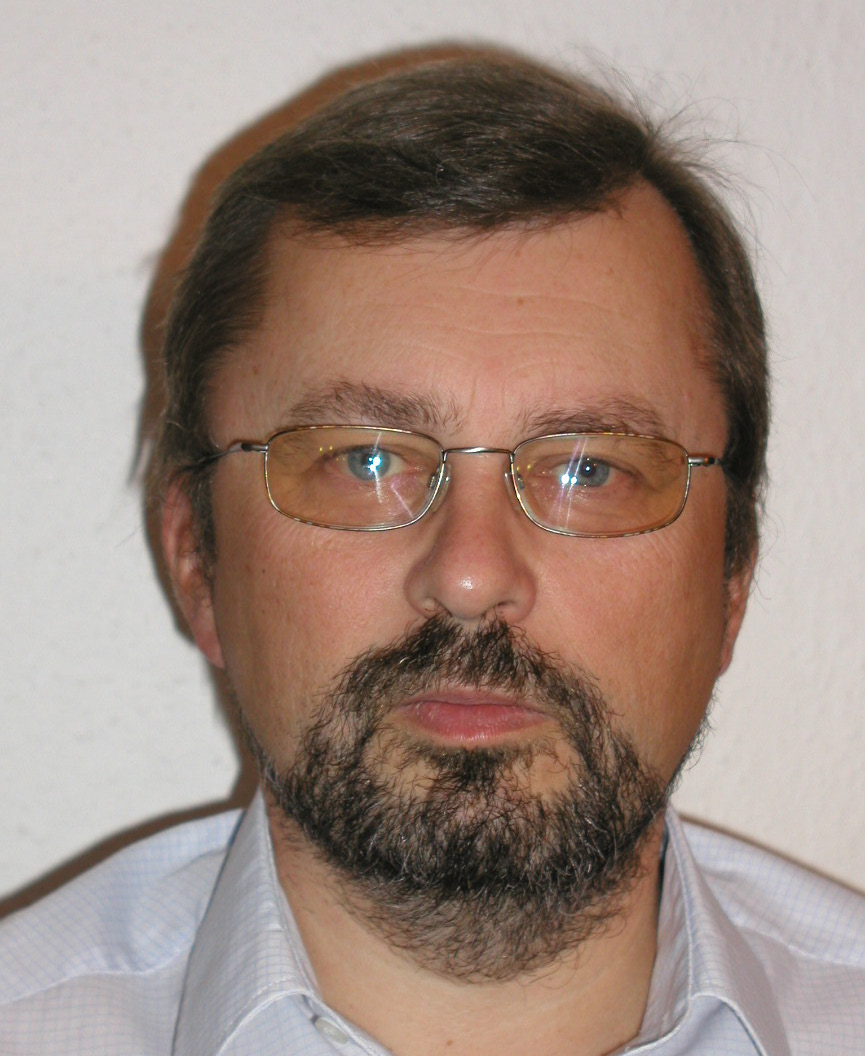 Novinky nální prostředí a skutečné odborníky (ne jak bylo zmíněno např. soudce se zálibou v programování).