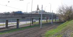 Rekonstrukce silnice I/52 se přesouvá také na úsek Modřice Rajhrad Oprava silnice I/52 z Brna do Rajhradu, která byla zahájena v únoru 2009, se v květnu rozšiřuje také na úsek od mimoúrovňové