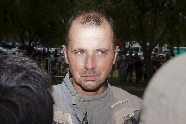 rallye menší či větší šrámy, ale dovezla mně až sem, takže na ni nedám dopustit." Splnění životního snu Jana Veselého Foto: Czech Dakar Team - Jan Veselý, star.