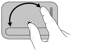 Funkce otáčení umožňuje otáčet různé položky, například fotografie a stránky. Chcete-li provést otáčení, položte palec na zařízení TouchPad a pak ukazováčkem provádějte polokruhový pohyb kolem palce.