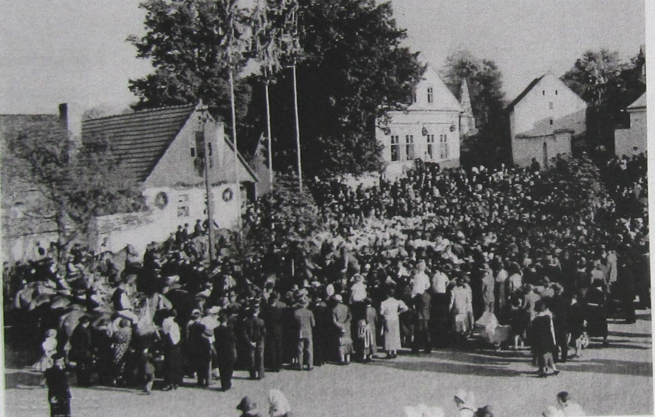 objektu psaní v různých listinách a knihách, protože platili poplatky, případně se jim tam