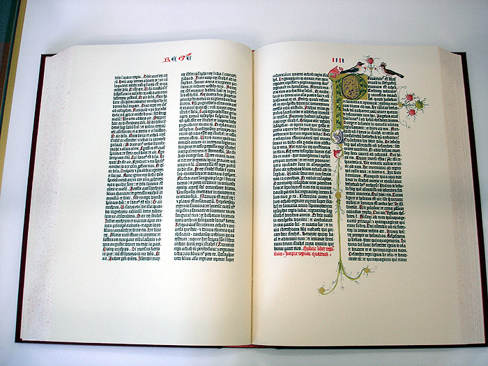 Guttenbergova bible se považuje za počátek oboru typografie.