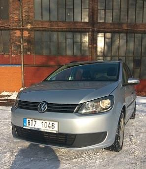 osobní automobil, kombi rok první registrace 2013 128 473 km objem motoru 1 390 ccm benzín + CNG 110 kw platnost STK 04/2017 stříbrná metalíza výbava manuální klimatizace,4 x el.