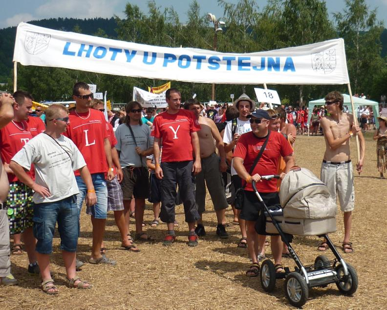 Naše Lhoty se zaregistrovaly v pátek po třinácté hodině jako osmnáctá Lhota.