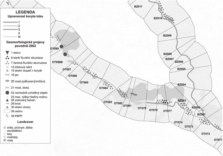 mapování upravenosti říční sítě a následků povodní 183 Obr. 8 Integrace výsledků mapování upravenosti toků a geomorfologických projevů povodní v prostředí GIS.