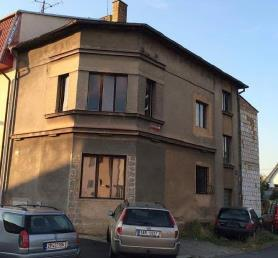 3) BD Spolková 23, Plzeň město 3 482 000,- Kč Kupní cena Bytový dům o dvou podlaží a