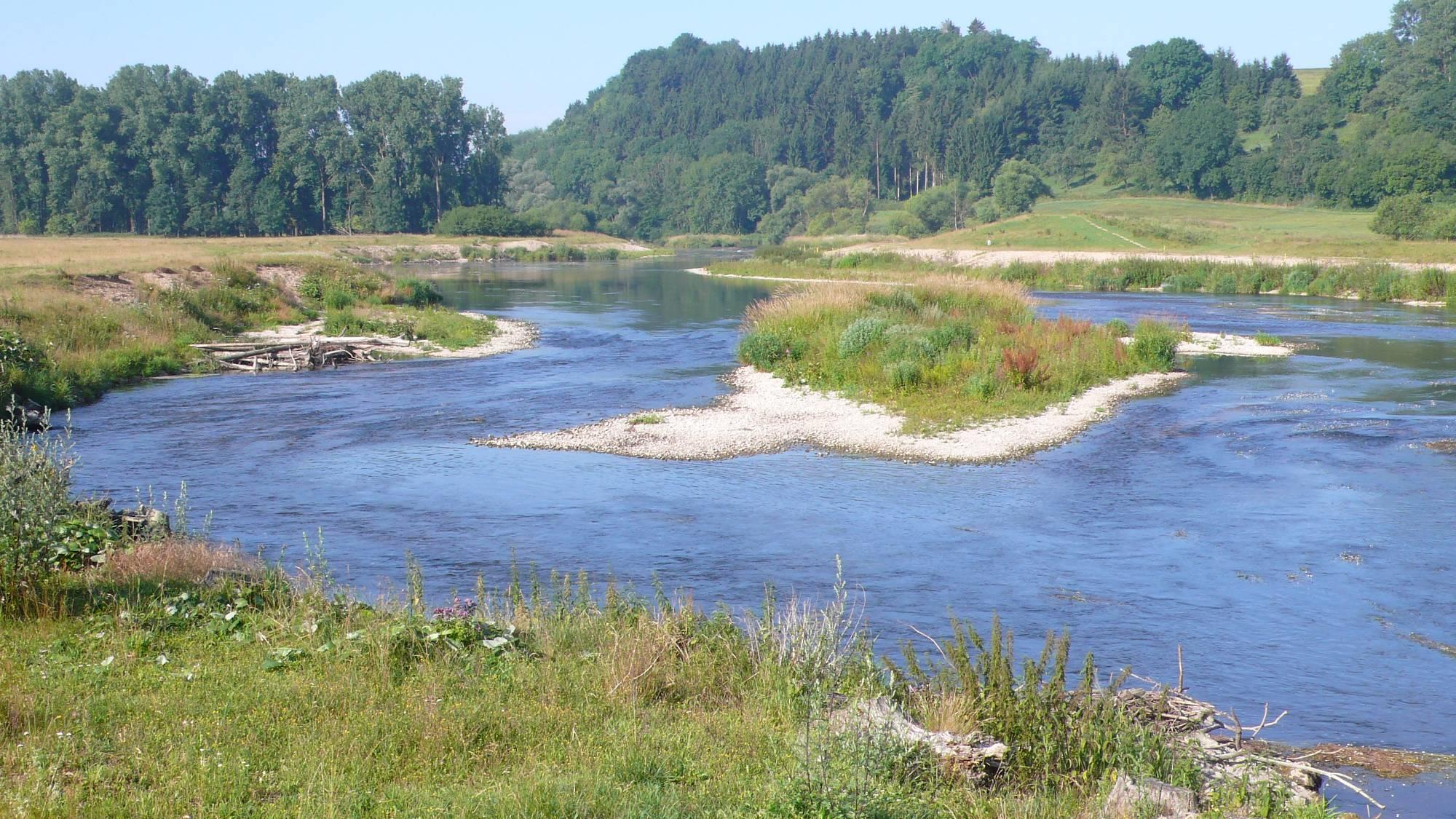 rozšíření koryta ze 40 na prům.