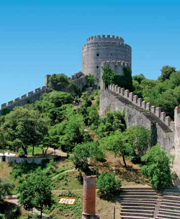 (07:00 08:00 h) prohlídka historického jádra města Hipodrom, Modrá mešita, Sv.