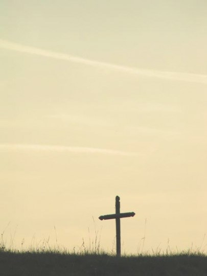Stránka 4 kmotrů je nadějí, že Bůh neustále volá a přijímá ty, kdo hledají pravdu a nechávají se oslovit různými cestami Božím hlasem a láskou.