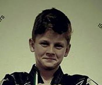 KOŘÍNEK Jan Třída: I.A Sport/předmět: Brazilské Jiu Jitsu Trenér/trenéři/vyučující: Michaela Dostálová Mistr světa Abu Dhabi 2016 (jako 1.