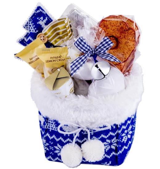 Dodávané v uzatvorenej krabici Minimum: 20ks Darčekový Zimný košík malý Exkluzívny darčekový kôš s množstvom produktov, pre náročnejších, dodávame v uzavretej