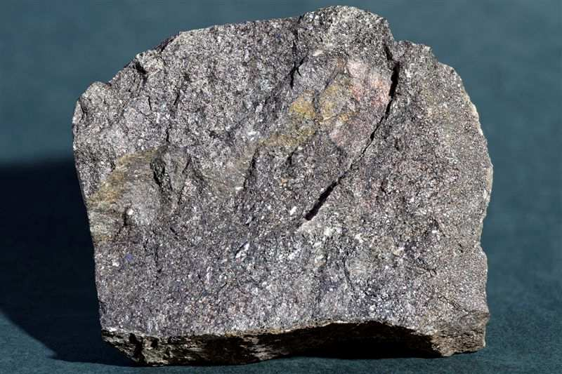 Skarnové horniny. výchoz skarnu (Jáchymov, západní svah Eliášského údolí,  2004) - PDF Free Download