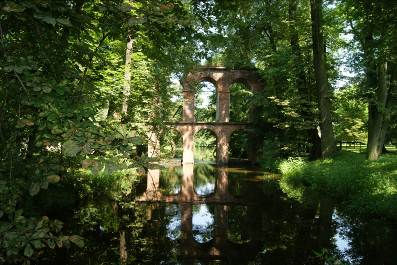 Druhý den exkurze byl navštíven park Arkadia, který je příkladem krajinářského sentimentálního parku založeného na přelomu 18. a 19. století.