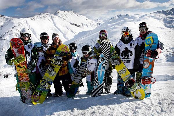 Obr. č. 3 Reprezentační družstvo 1.4 Freestyle snowboarding Konečně se dostáváme k tomu, co nás bude nejvíce zajímat a provázet celou naší prací.