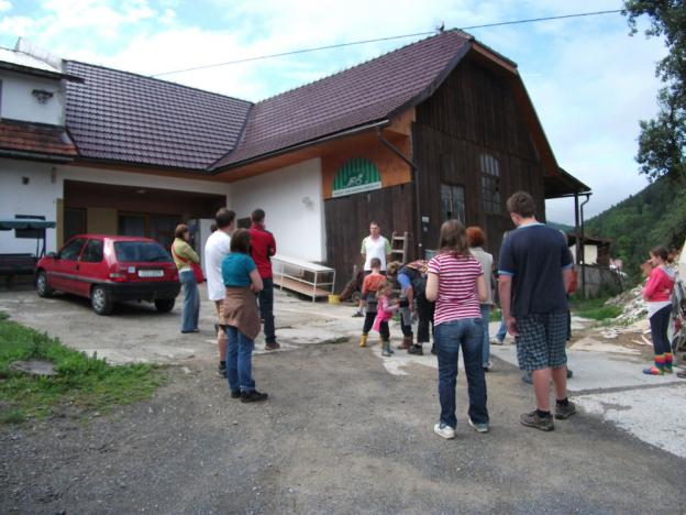 Naše informačně vzdělávací centrum Slunečnice ( Rožnov pod Radhoštěm,Čechova 144 ) nabízí své zázemí jak lektorům, tak především návštěvníkům po celý rok, vč. sobot a nedělí.