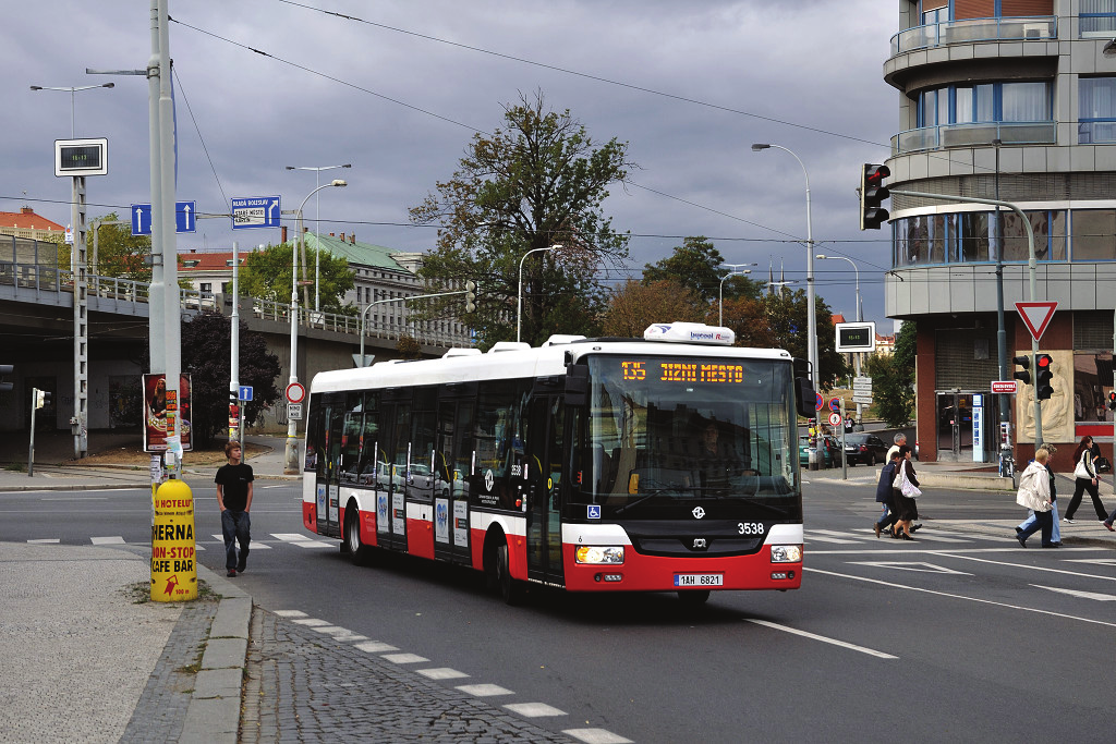 Expresní autobusová linka po Jižní spojce Dne 20. září 2010 bude zprovozněna jižní část Pražského okruhu.