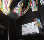 Použití: Velurová páska pro organizaci kabelových svazků s odolností proti oděru a teplu.