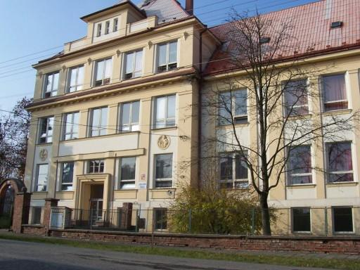 Základní škola Náměšť na Hané, okres Olomouc VÝROČNÍ ZPRÁVA O HOSPOAŘENÍ rok 214 Základní škola