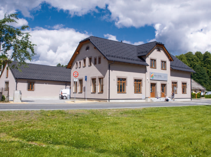 Museli jsme ale bleskově zareagovat a vše zvládnout v šibeničních termínech. V roce 201 4 se zrodil projekt a v červnu loňského roku započaly stavební práce.