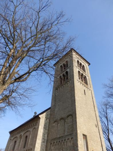 Obrázek 16: Kostel sv. Jakuba v Jakubu Zdroj: Vlastní fotografie 3.5. Zámek Zruč nad Sázavou Zámek ve Zruči nad Sázavou je původně středověký hrad významného rodu pánů z Kolovrat, koncem 18.