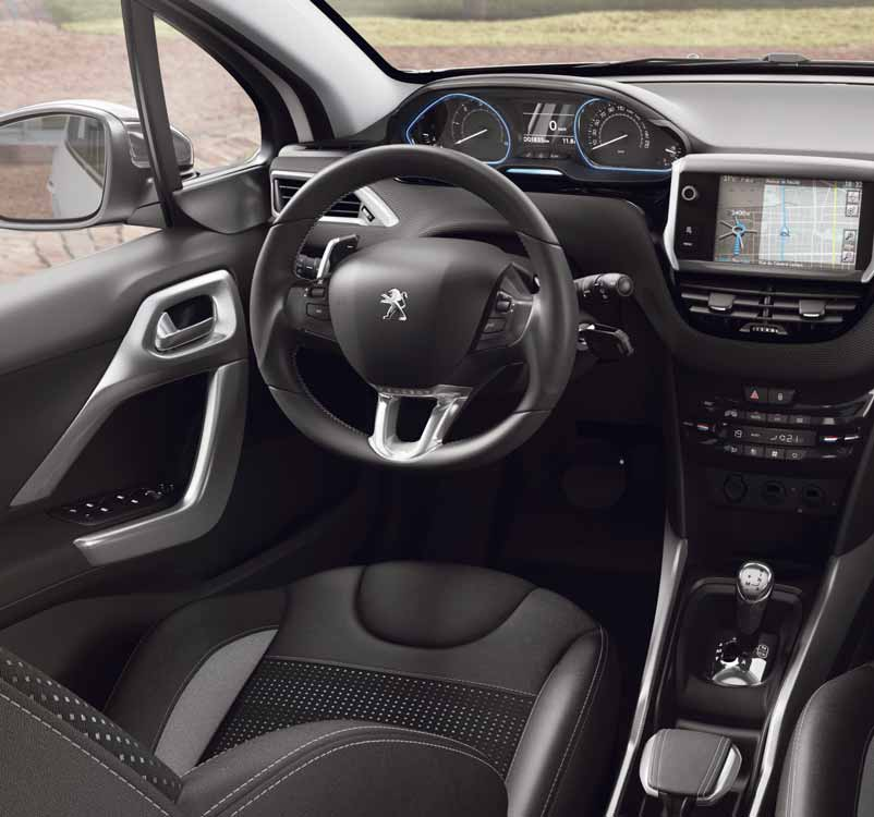KOMFORT NA DOSAH PRSTOV Peugeot 2008 inovuje svet crossoverov použitím architektúry interiéru podporujúcej intuitívnu jazdu.