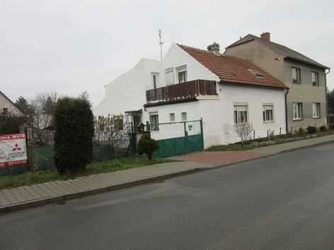 ZNALECKÝ POSUDEK O CENĚ OBVYKLÉ číslo 4198-87/2016 NEMOVITÁ VĚC: Rodinný dům, Rodinný dům čp.45 s pozemky p.č.st.316,p.č.734/3 Katastrální údaje : Kraj Středočeský, okres Kolín, obec Červené Pečky, k.