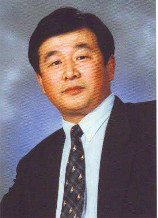 čínské náboženství u nás hnutí Fa-lun-kung Li Chuang-ťi (*1951 nebo 1952), Li Honghzi 1992 základní spis Fa-lun-kung 1992-1994 turné za podpory Čínské asociace vědeckého výzkumu