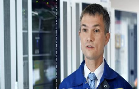 Rychlejší time-to-market snižování složitostí ve fázi vývoje "Schopnost konfigurovat komunikační spojení tahem myši a možnost spoléhat se na to, že taková konfigurace bude pracovat bez problémů