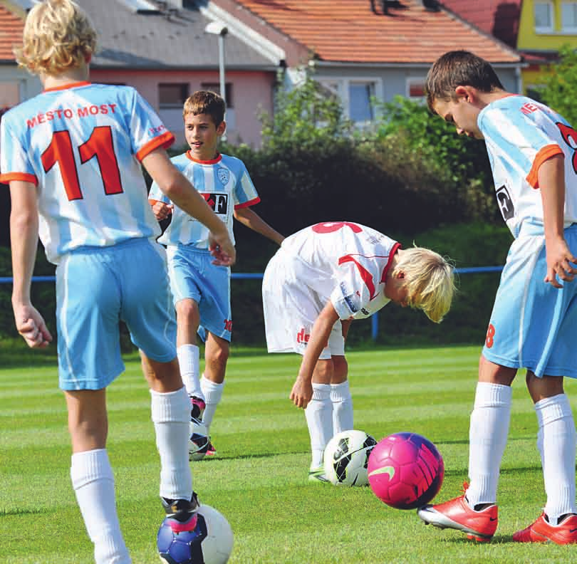 cz Most Evropské město sportu 2015 Strana 11 Venkovní areály hřiště Fotbalový stadion Josefa Masopusta Stadion pro 7 500 diváků zažíval v letech 2005 2008 atmosféru nejvyšší fotbalové soutěže.